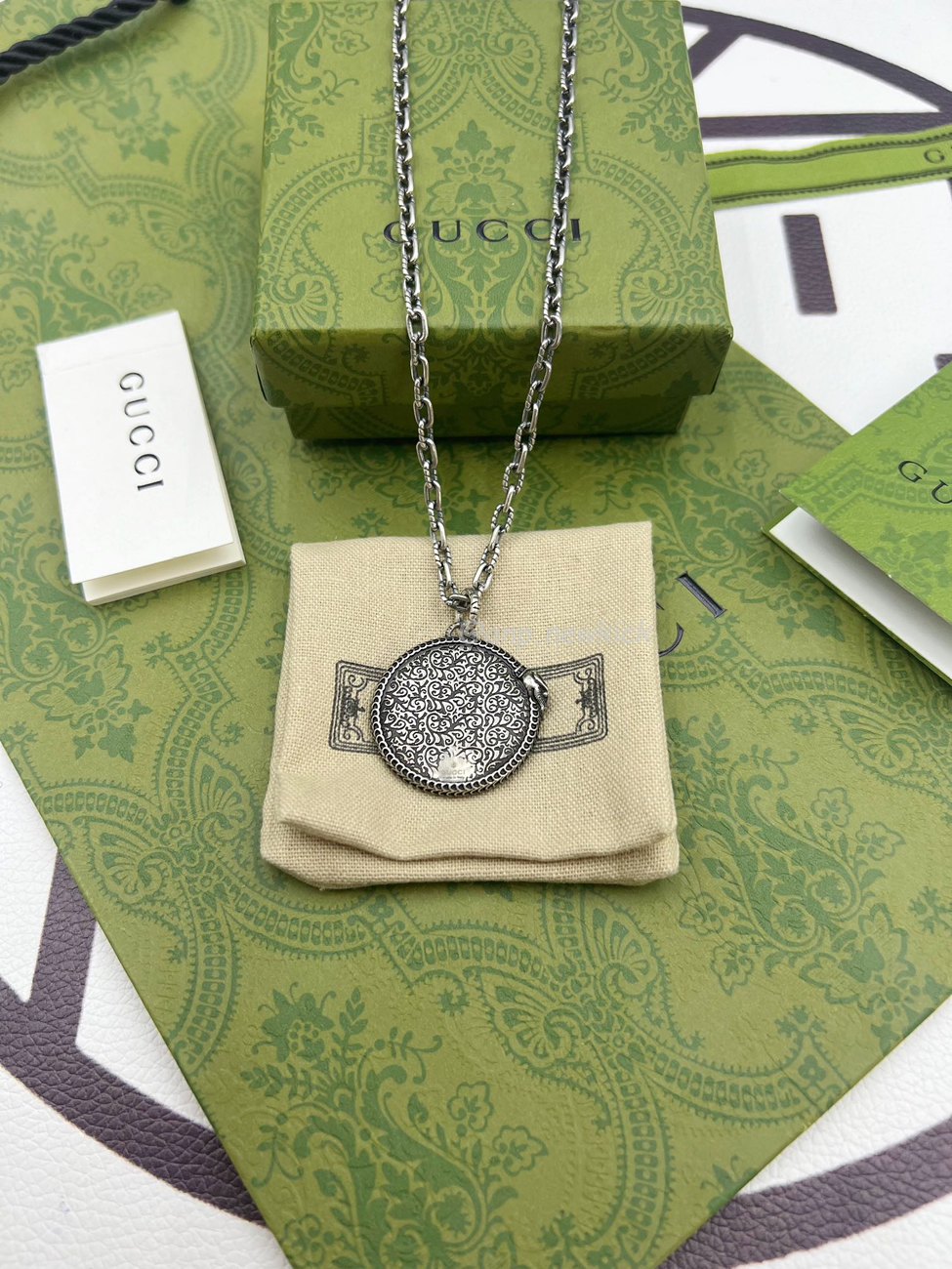 Gucci Silver Gg Logo Necklace (4) - www.newkick.org